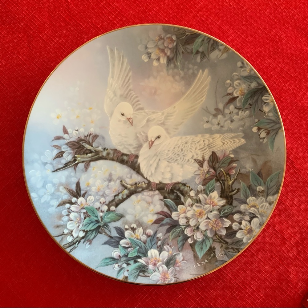 Vintage Bradex 1991 “The Doves” Decorative Bird Plate On Wings Of Snow